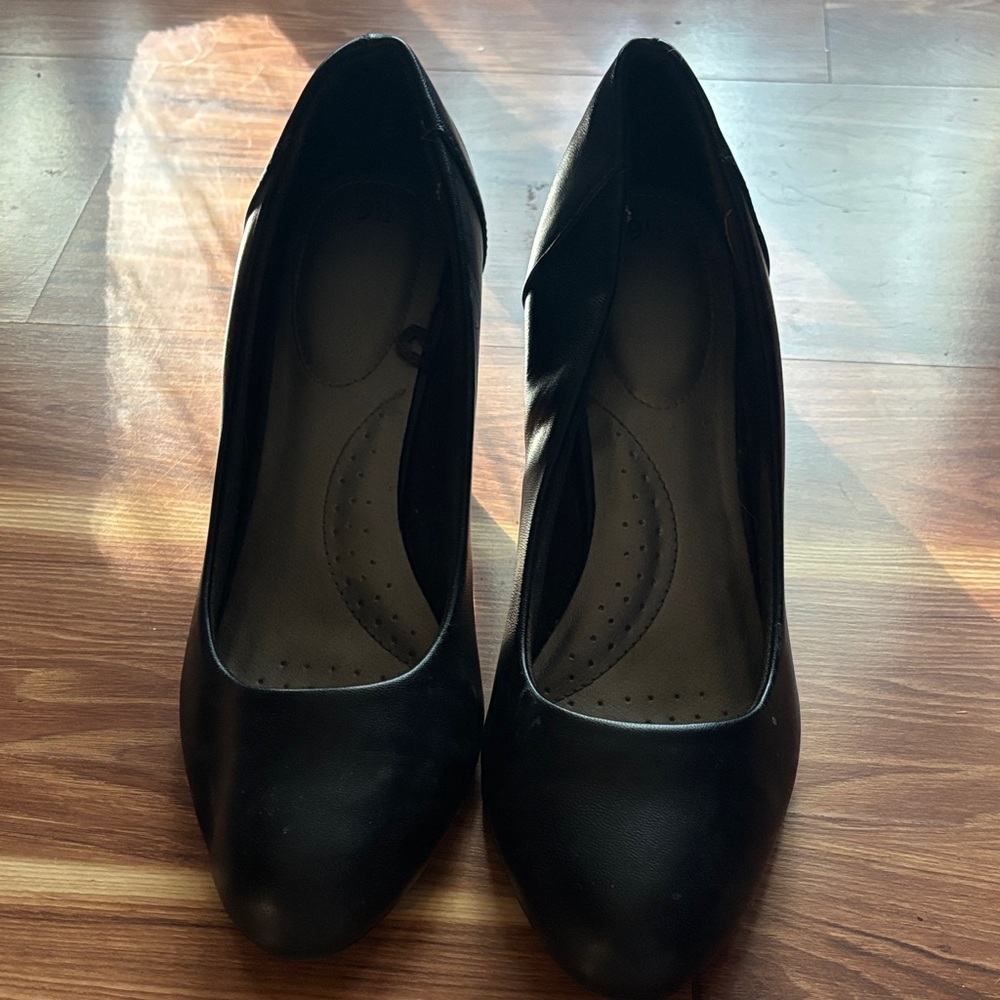 Time and Tru Black Heels for Women